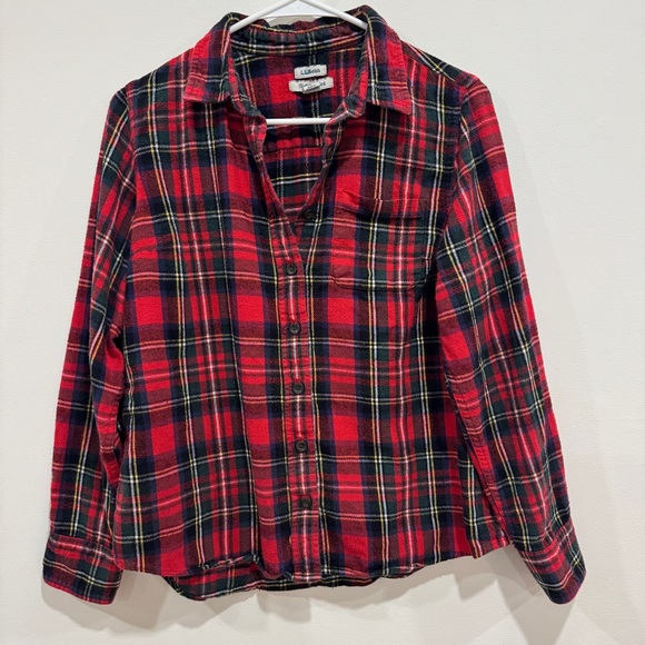 L.L. Bean Plaid Flannel Shirt Women’s Small Button-Down - Picture 3 of 7